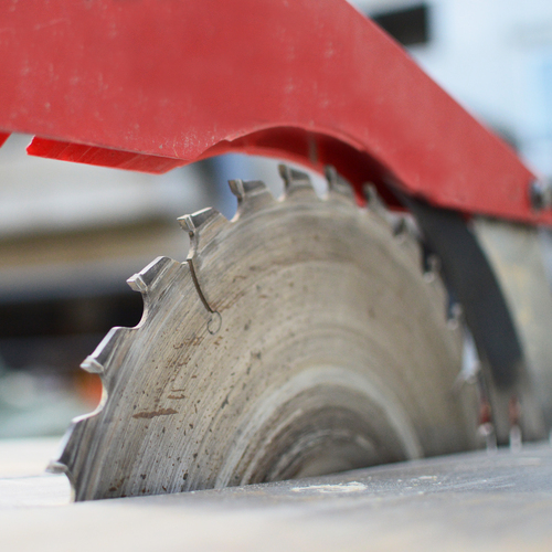 Table saw blade tool